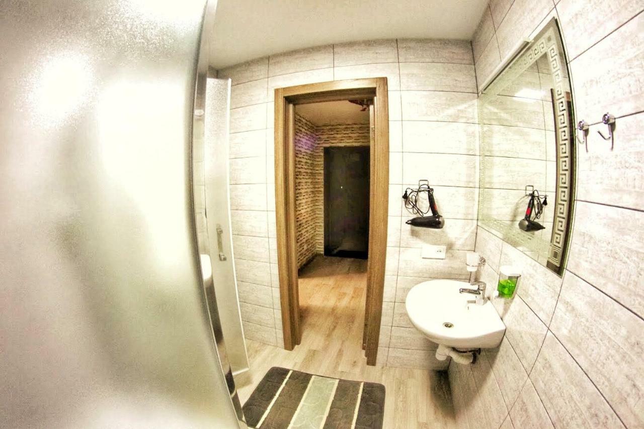 Комфортні Апартаменти В Чернігові Tschernihiw Exterior foto
